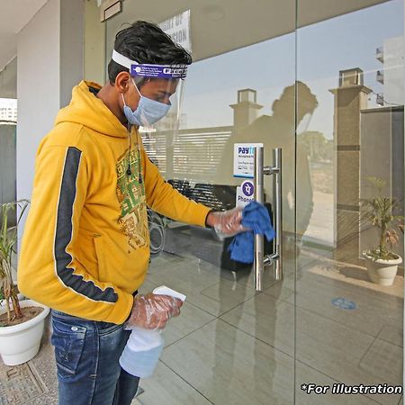 Oyo Flagship 73009 Hotel City Inn Dayal Bagh Экстерьер фото