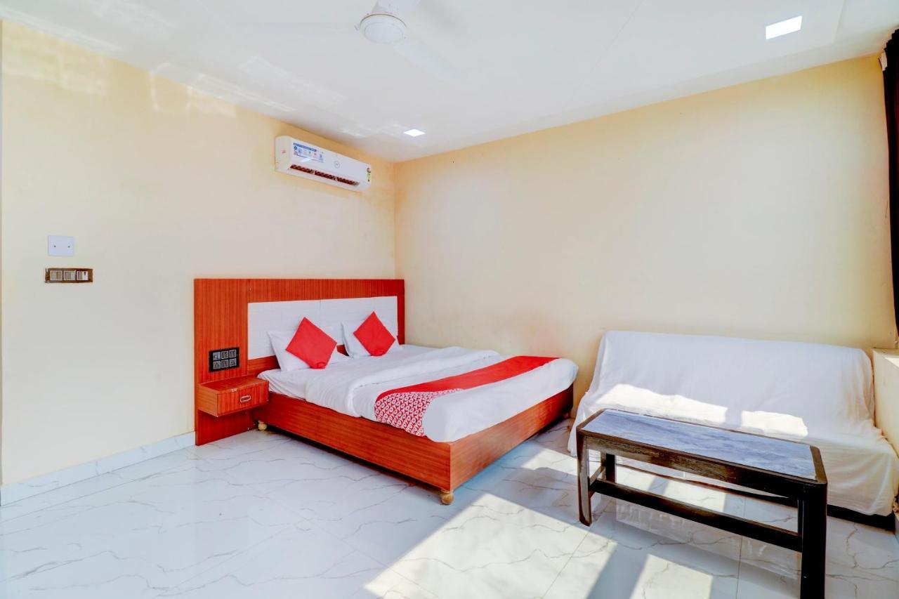 Oyo Flagship 73009 Hotel City Inn Dayal Bagh Экстерьер фото