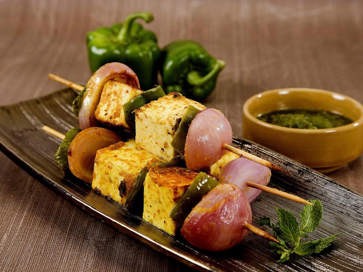 Oyo Flagship 73009 Hotel City Inn Dayal Bagh Экстерьер фото