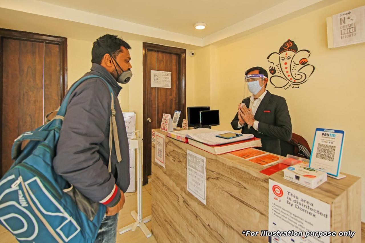 Oyo Flagship 73009 Hotel City Inn Dayal Bagh Экстерьер фото
